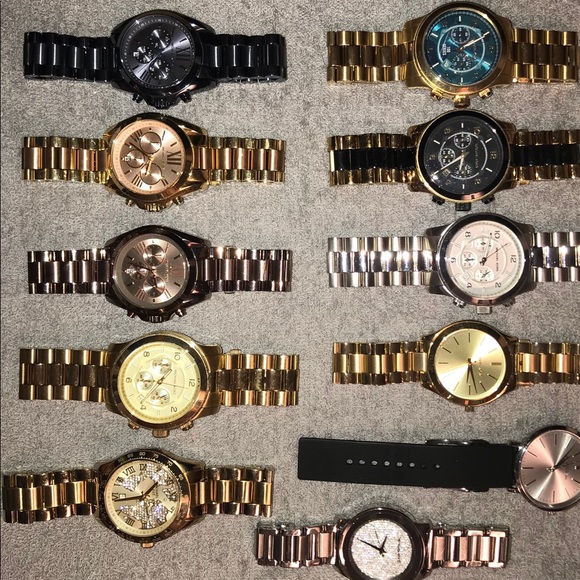 Collection of Michael Kors watches. - Picture 1 of 1